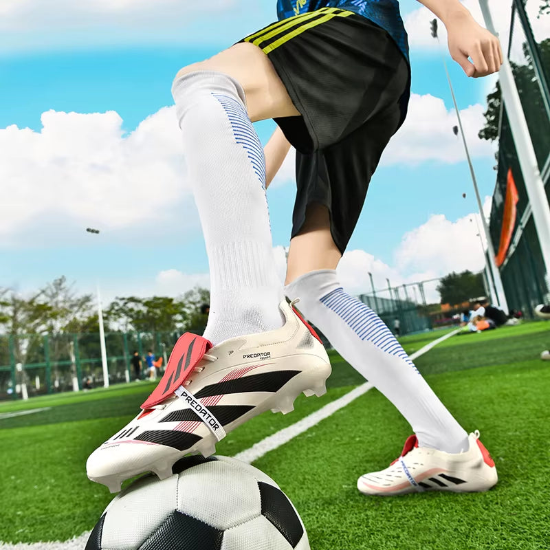 TF/FG Soccer Shoes for Men Top Quality Professional Fast Society Cleats Ultralight Football Field Boots Unisex Football Shoes